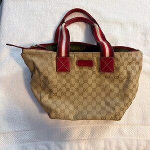 GUCCI GG Canvas Sherry Line Shoulder Bag w COA